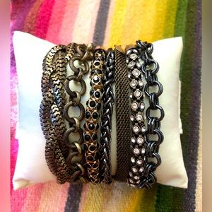 Maurices 8 chains bracelet.